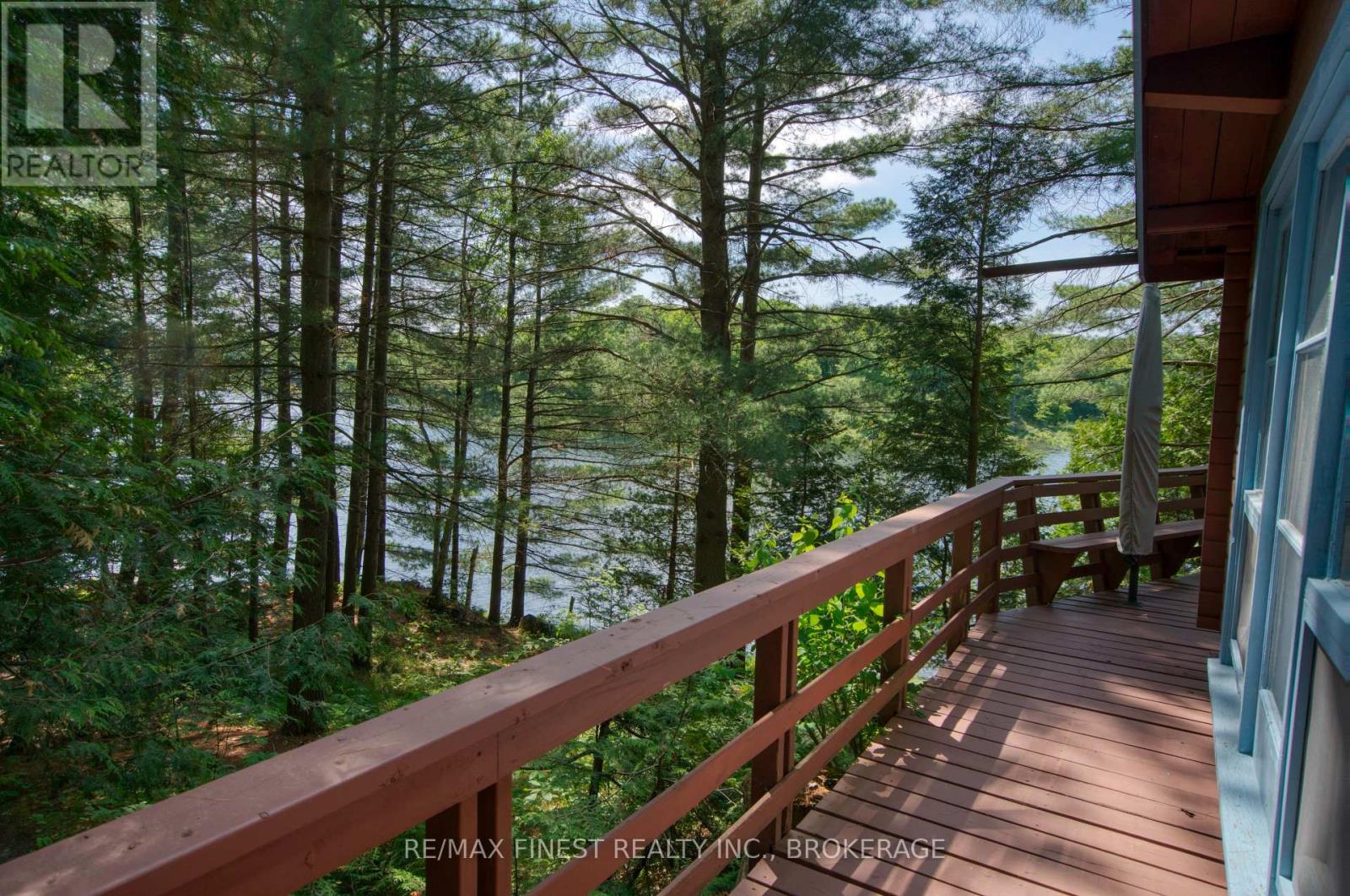 1029 OAK LANE NORTH - 12