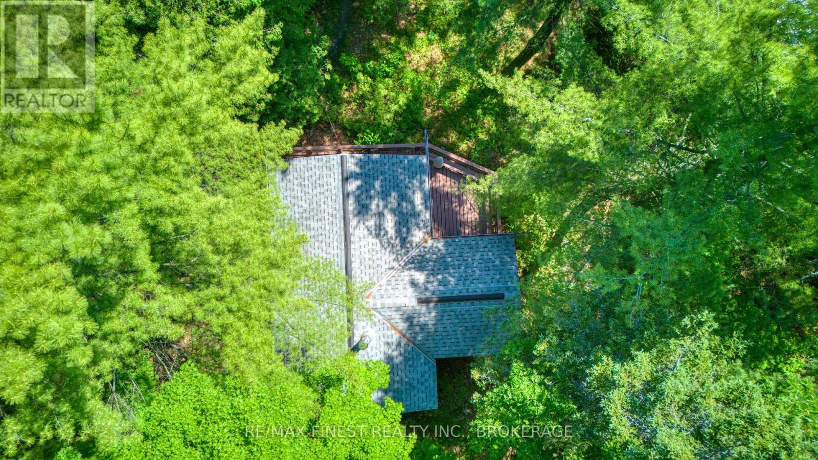 1029 OAK LANE NORTH - 33
