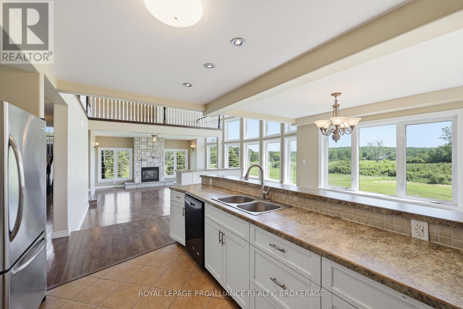 1461 ENGLISH WAY - 21
