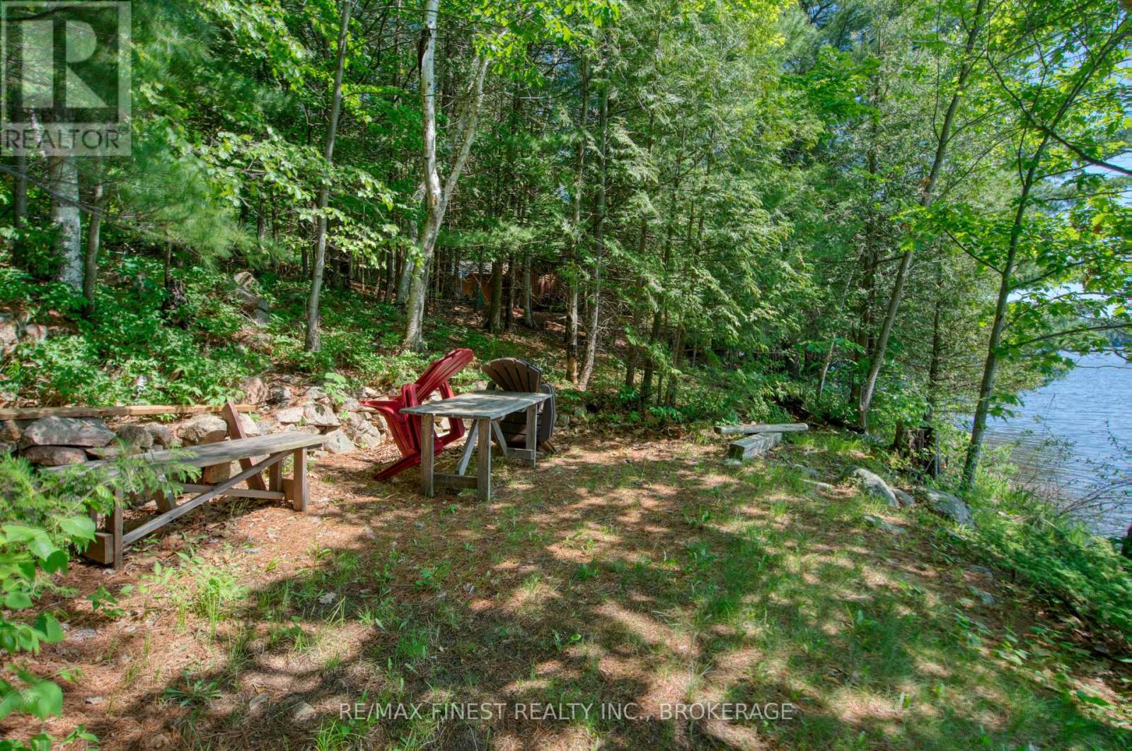 1029 OAK LANE NORTH - 27