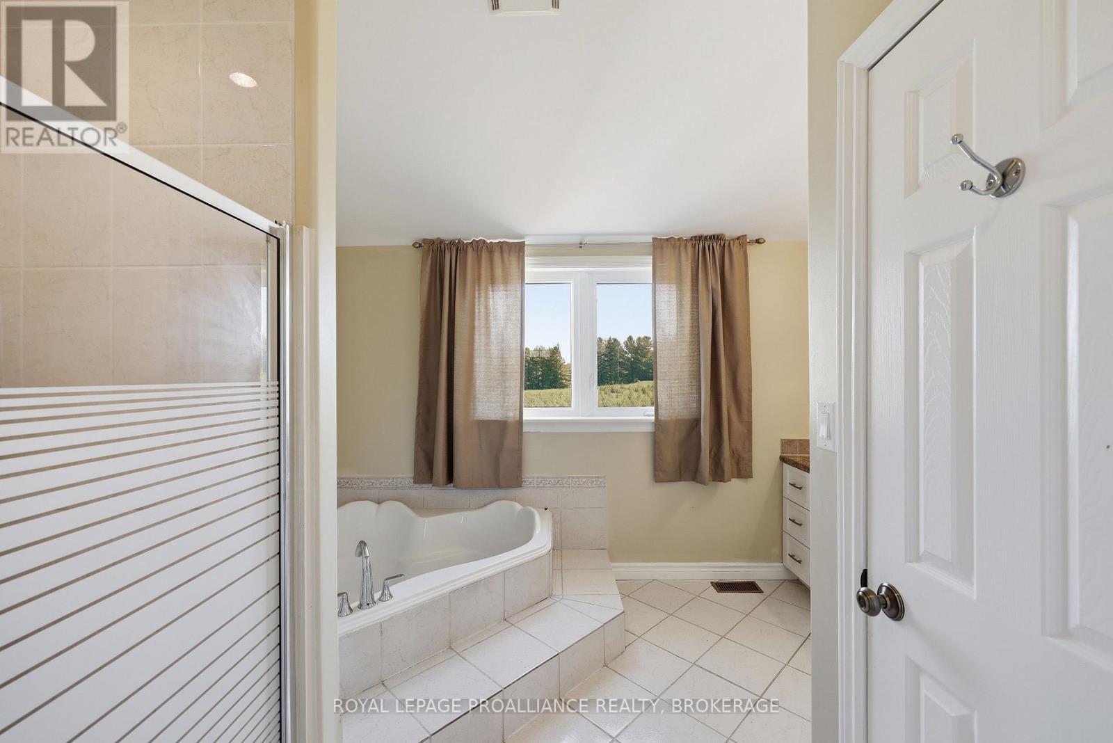 1461 ENGLISH WAY - 37
