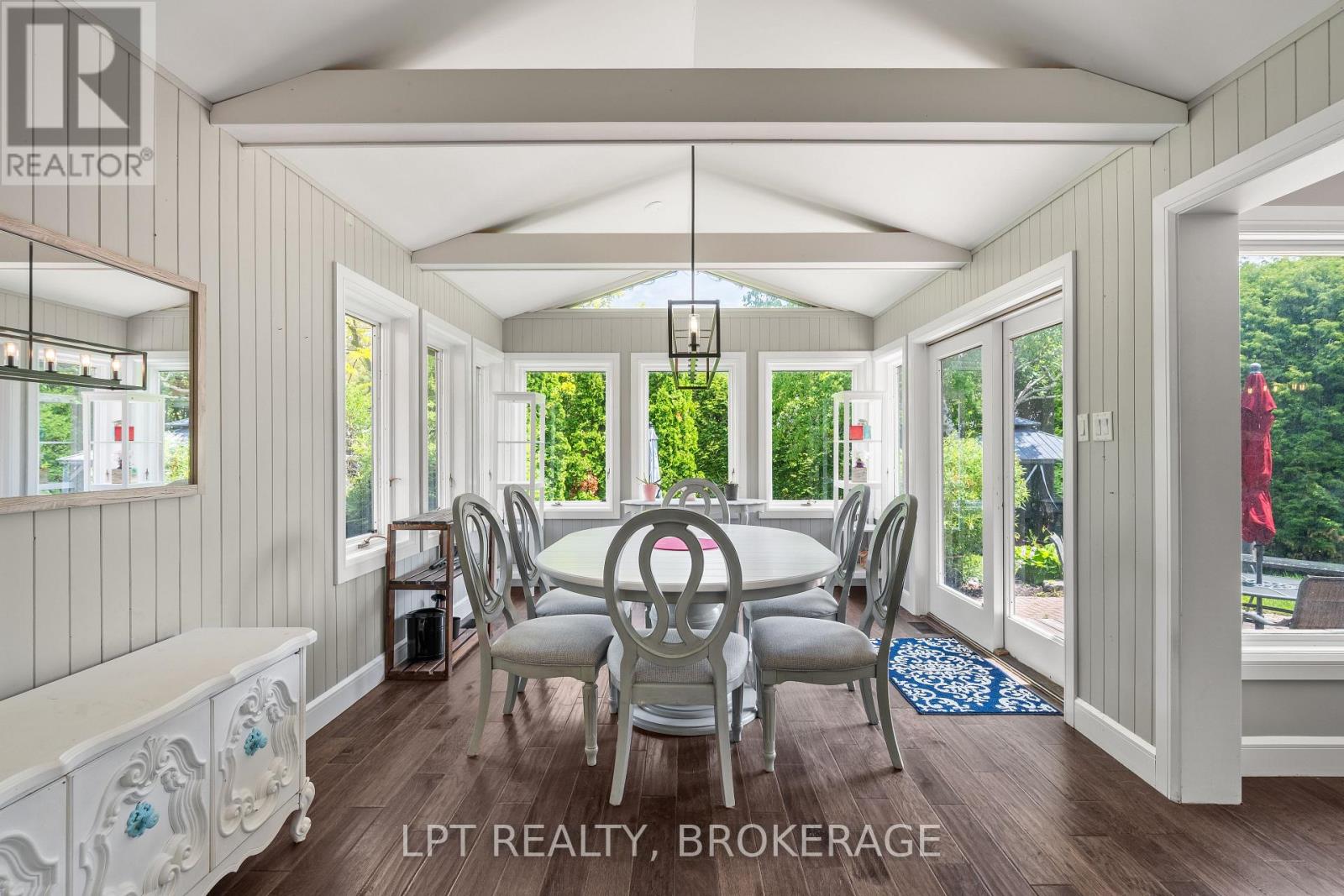 19 COLLEGEVIEW CRESCENT - 18