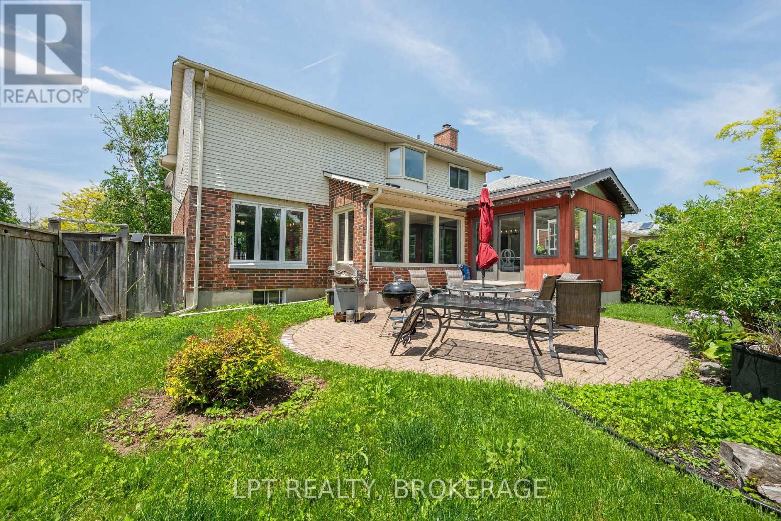 19 COLLEGEVIEW CRESCENT - 4