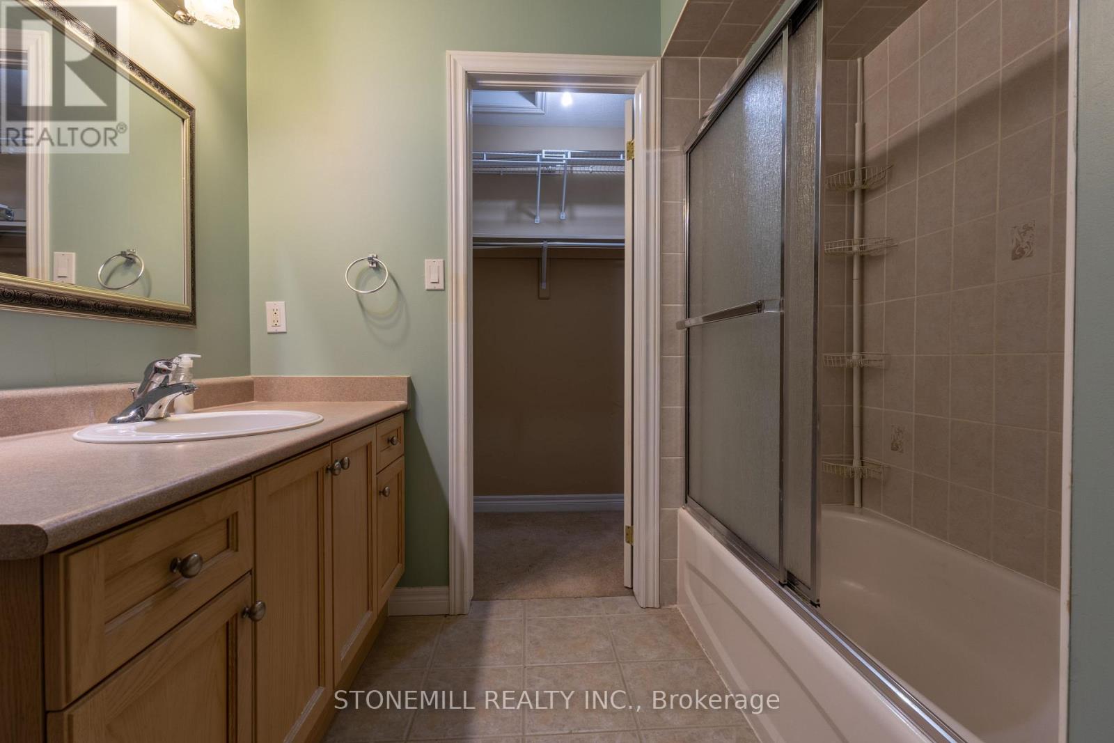 4066 MEDLAND DRIVE - 25