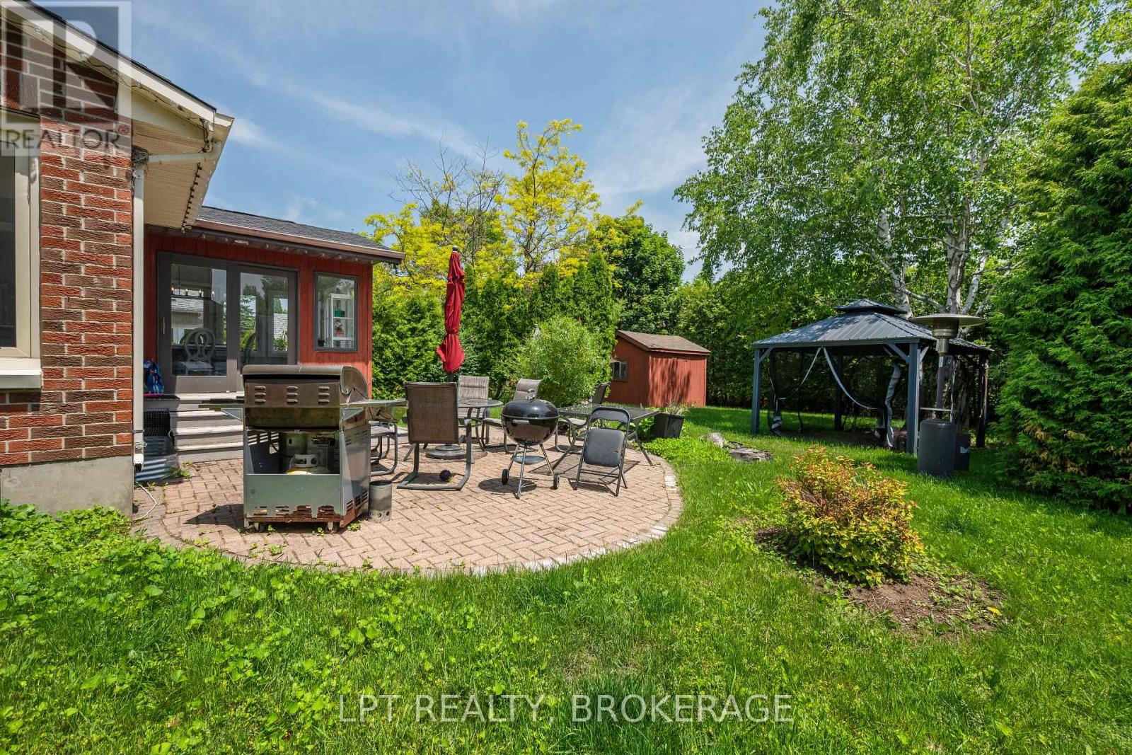 19 COLLEGEVIEW CRESCENT - 8