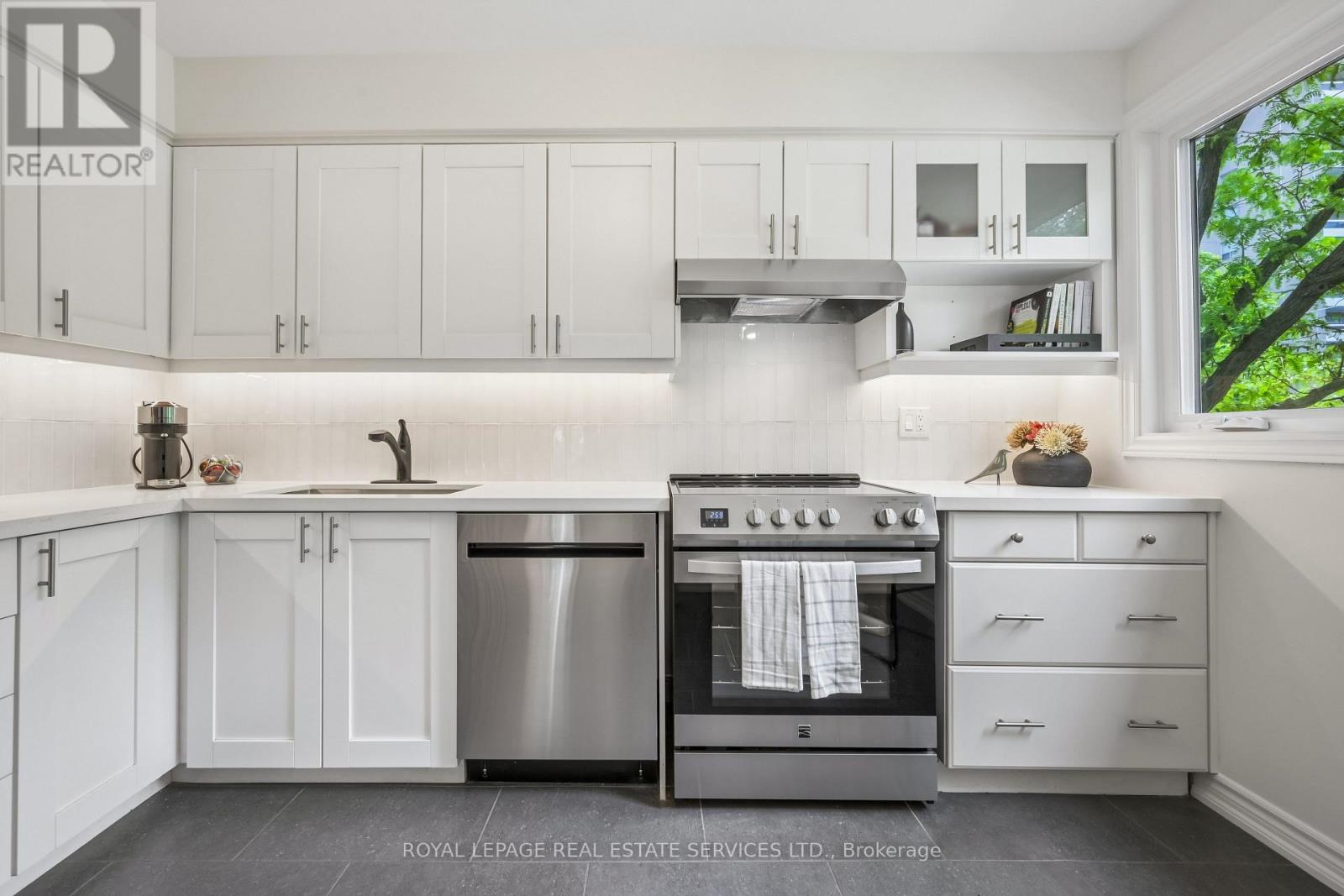 #1 2222 MARINE DRIVE - Image 13