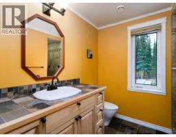 3 Canenger Way, Whitehorse South, YT Y0B1T0 Photo 11