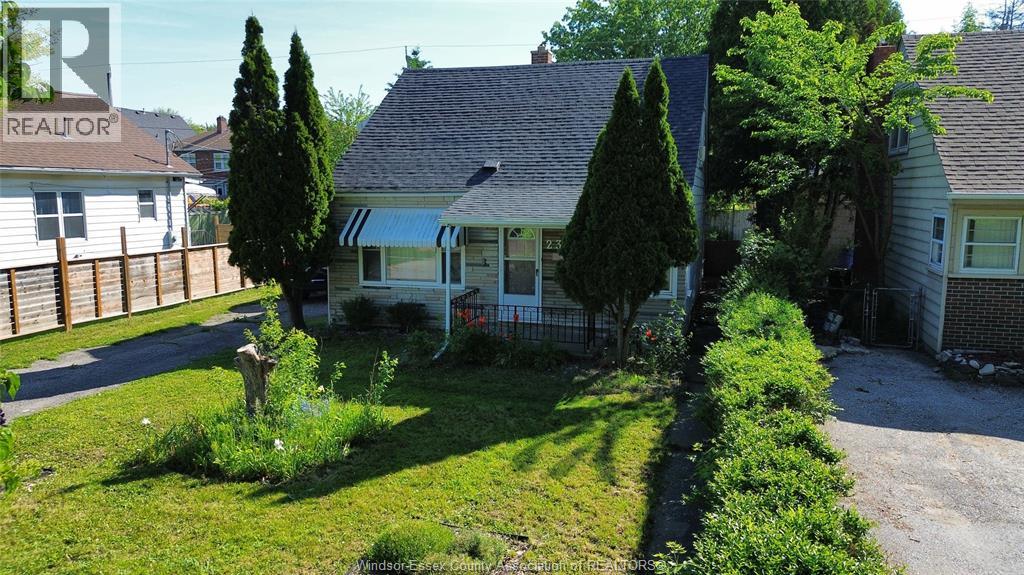2354 Highland AVENUE - 3