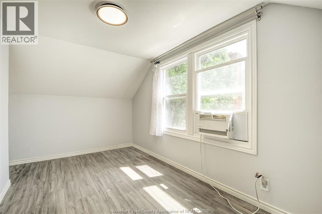 2354 Highland AVENUE - 17