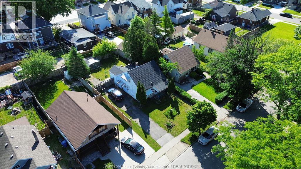 2354 Highland AVENUE - 23