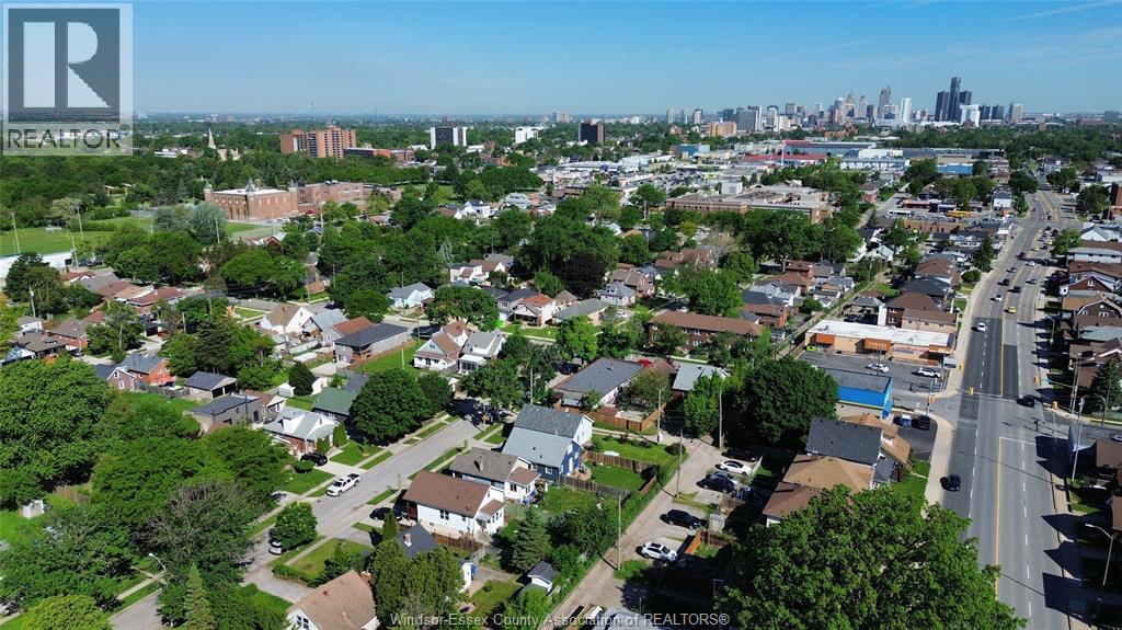 2354 Highland AVENUE - 25