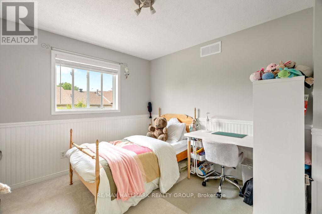 3 Bed, 3 Bath House for Rent in Ottawa – 113 CARWOOD CIRCLE, Ottawa – MLS# X13444618 - Image 26