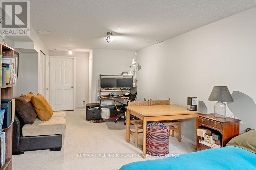 3 Bed, 3 Bath House for Rent in Ottawa – 113 CARWOOD CIRCLE, Ottawa – MLS# X13444618 - Image 31