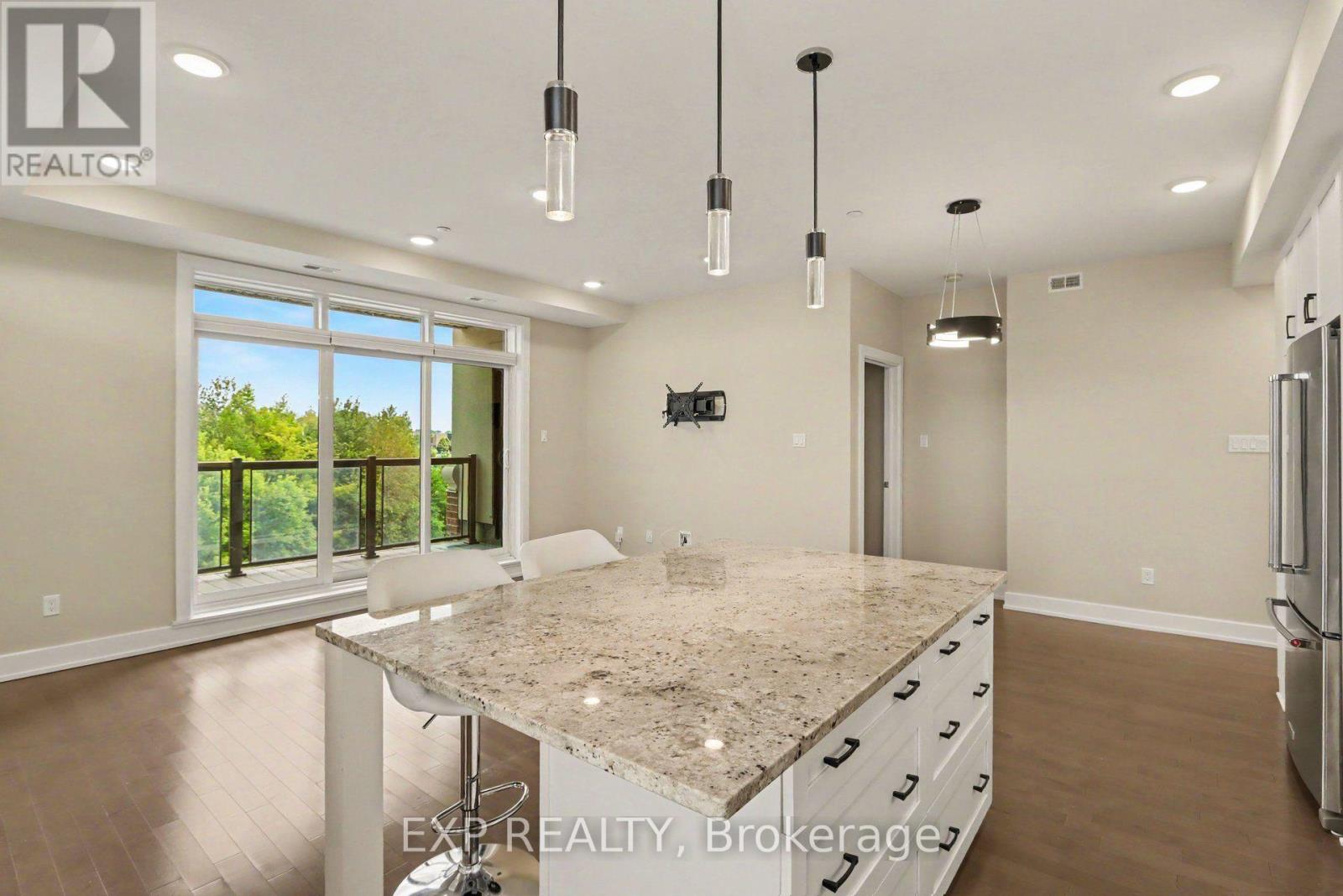 #405 615 LONGFIELDS DRIVE - 11