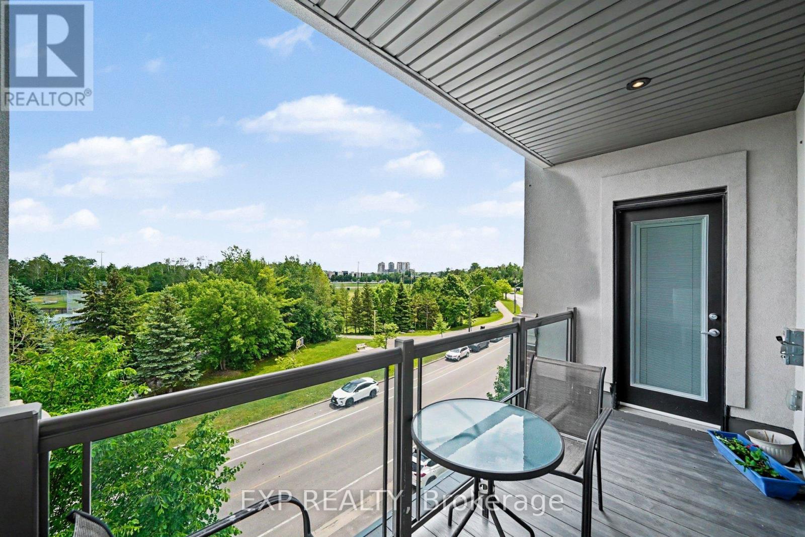 #405 615 LONGFIELDS DRIVE - 21