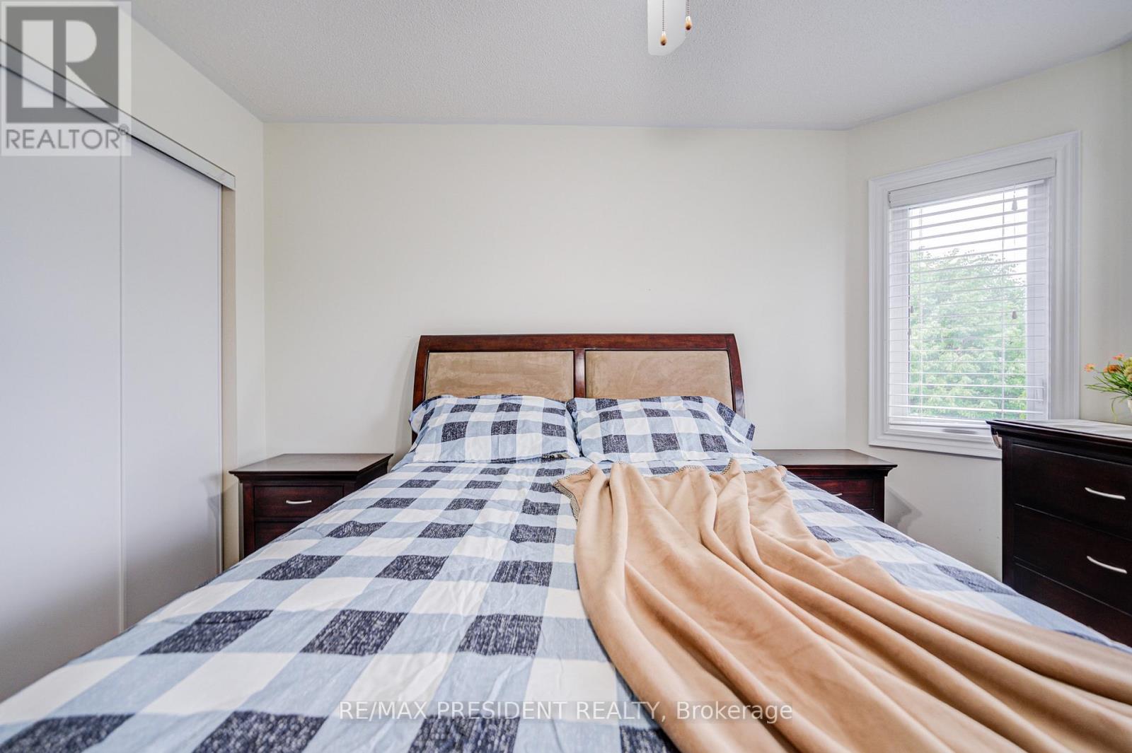 2 BANNER ROAD - 33
