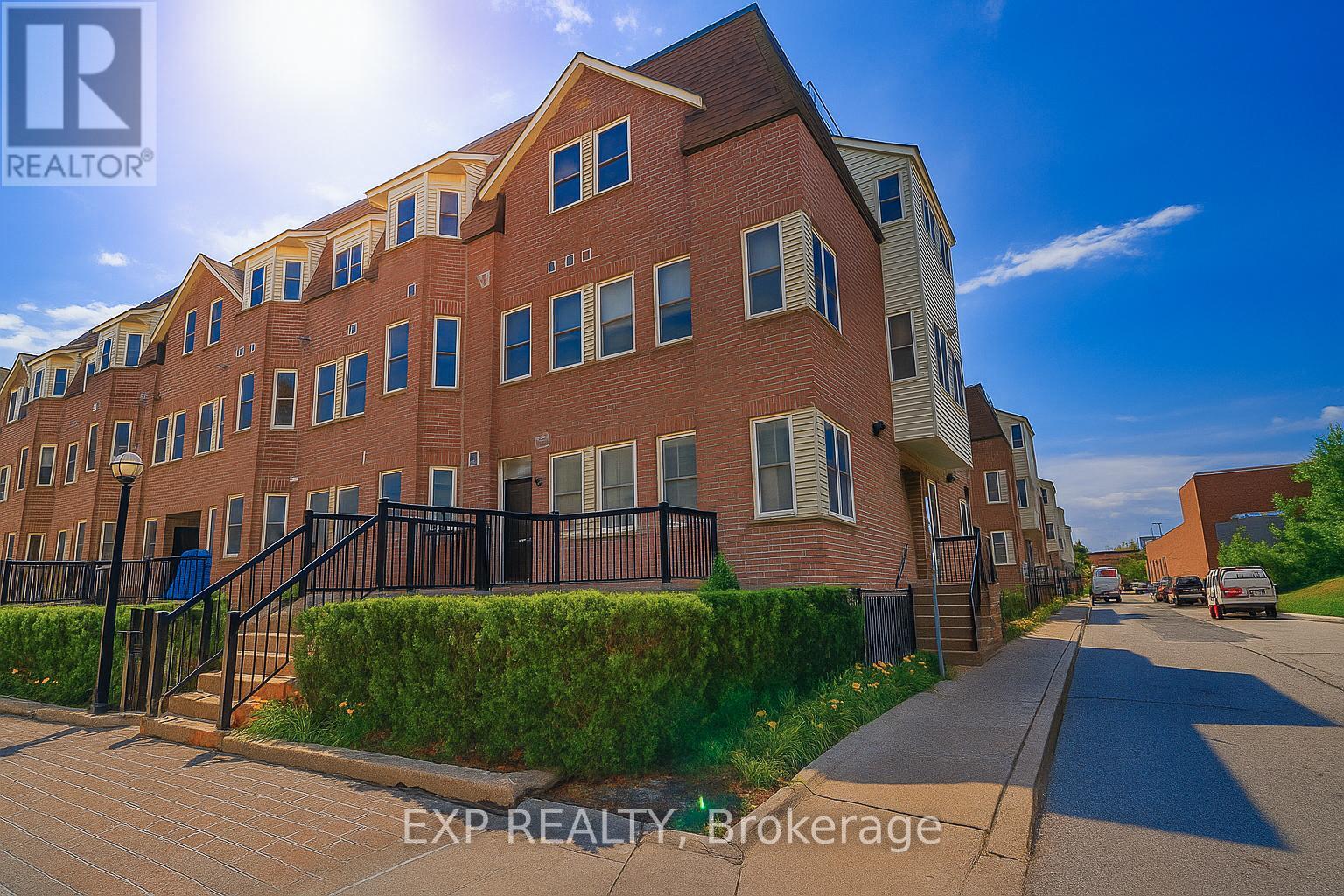 #132 760 LAWRENCE AVENUE W - 12