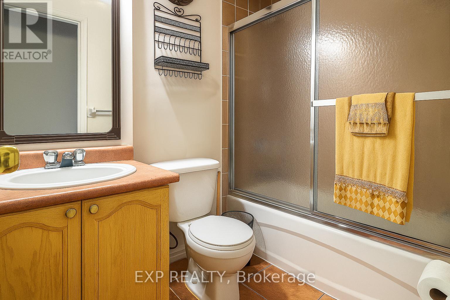 #132 760 LAWRENCE AVENUE W - 7