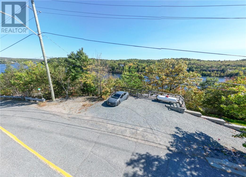 2095 Sunnyside Road - 25