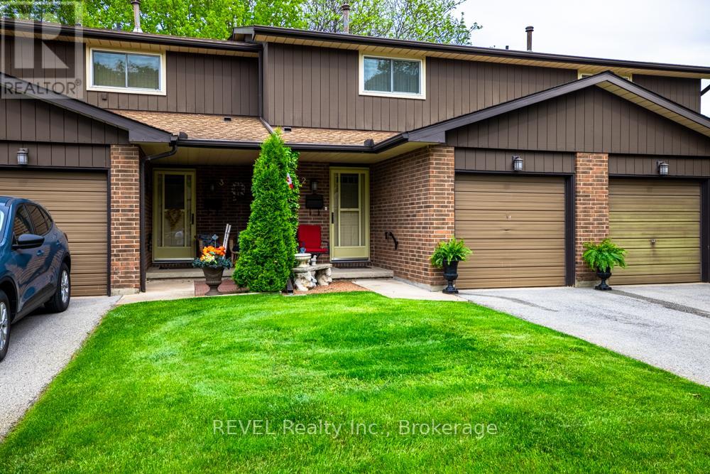 #2 64 FORSTER STREET - 1