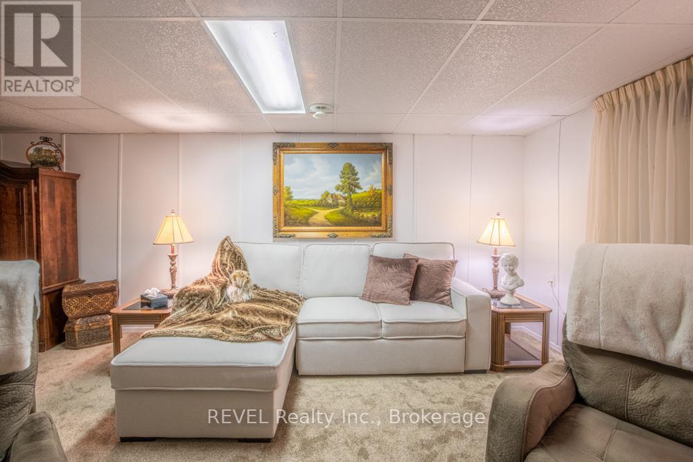 #2 64 FORSTER STREET - 25