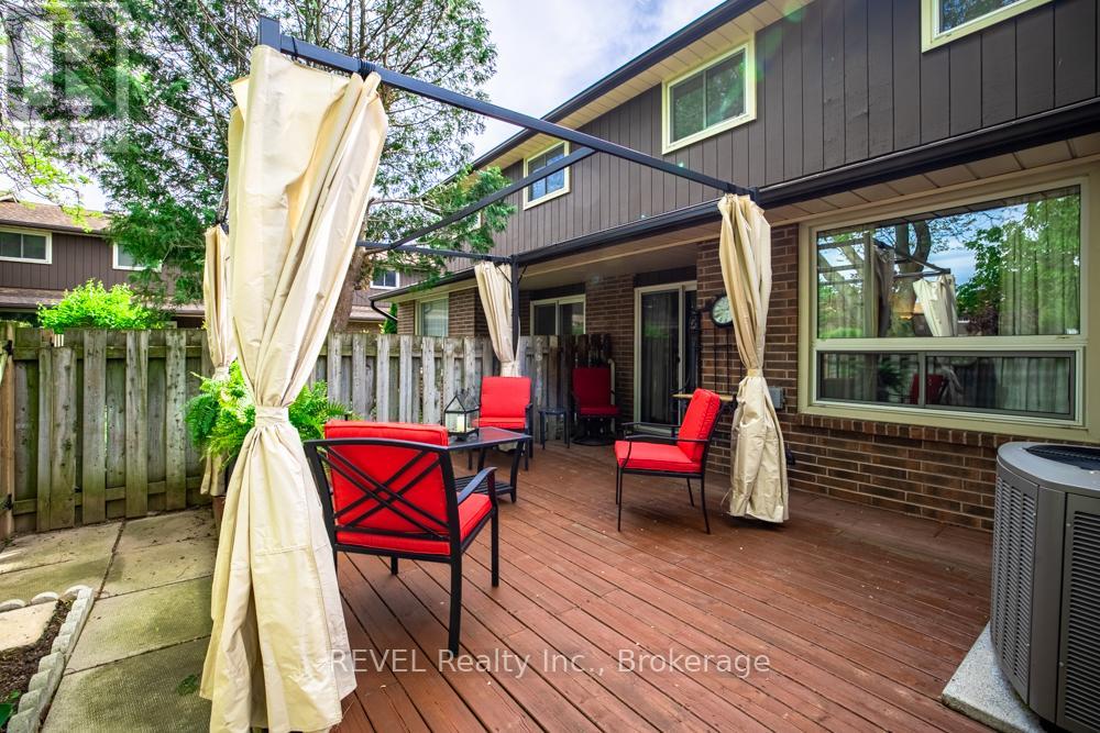 #2 64 FORSTER STREET - 28