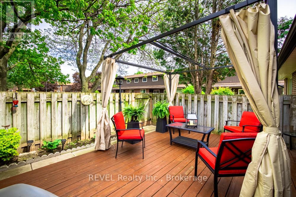 #2 64 FORSTER STREET - 31