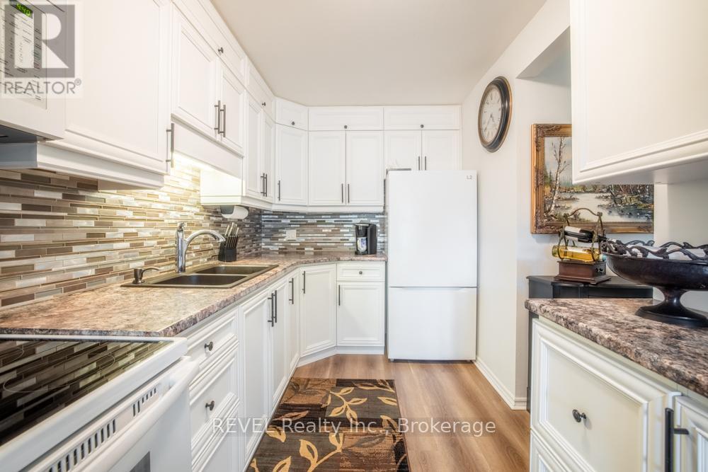 #2 64 FORSTER STREET - 6