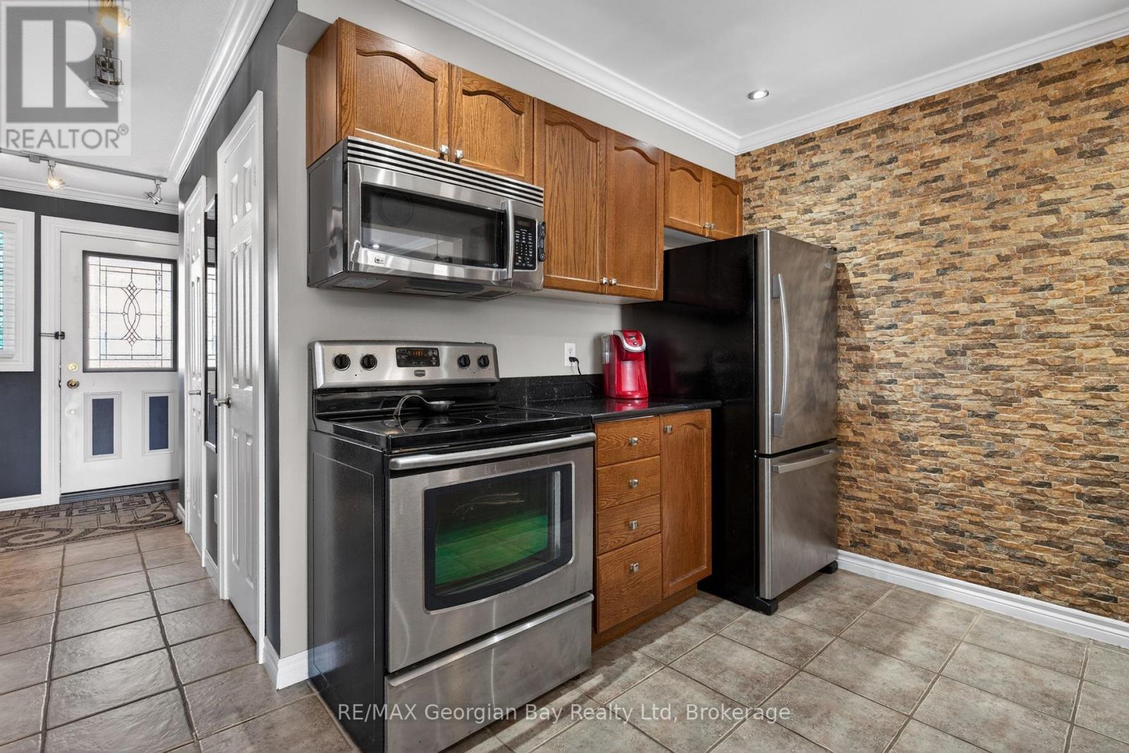 177 SOUTHWINDS CRESCENT - 5