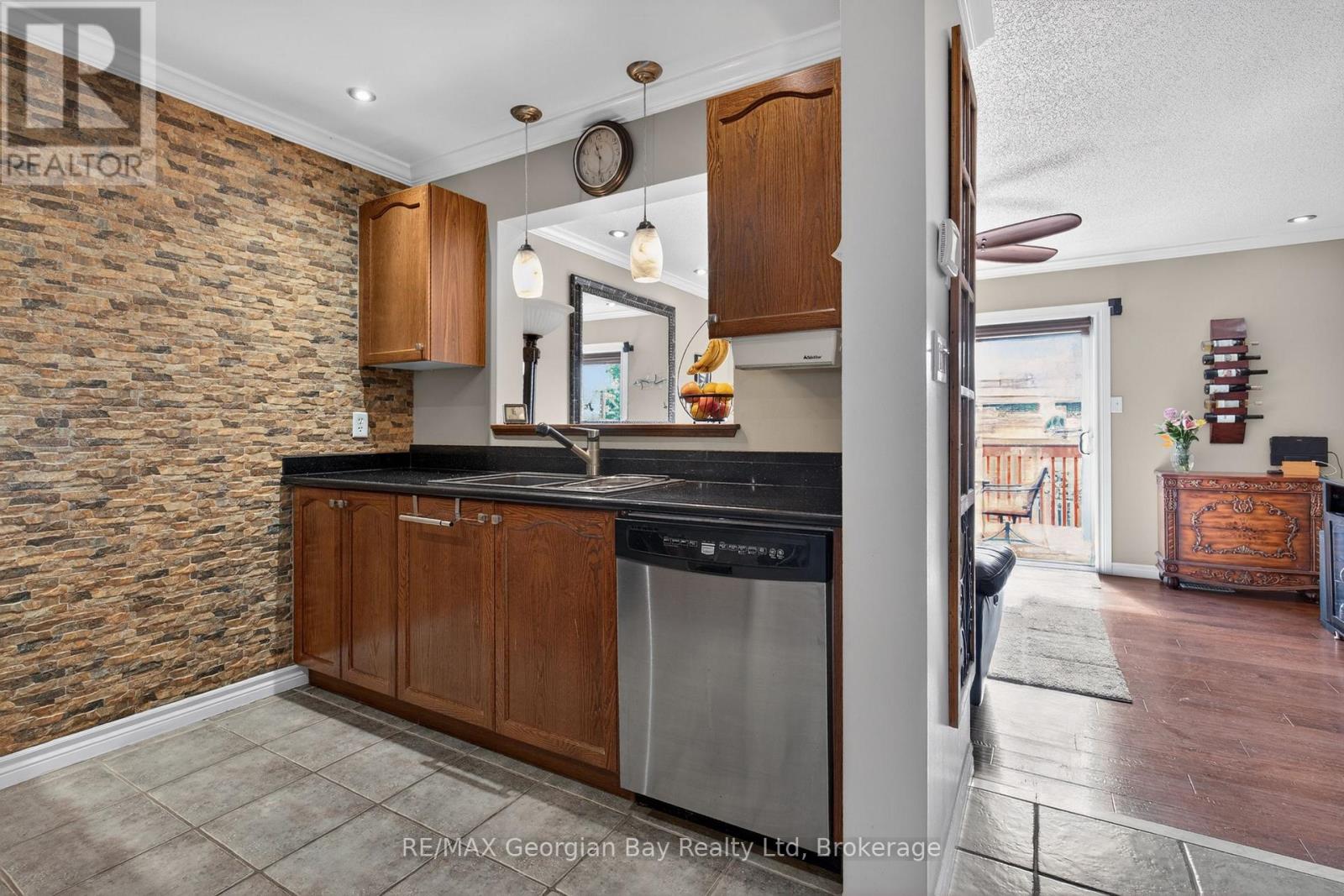 177 SOUTHWINDS CRESCENT - 7