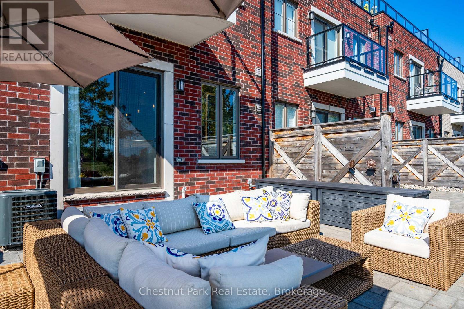 31 EMERSON MEWS - 5