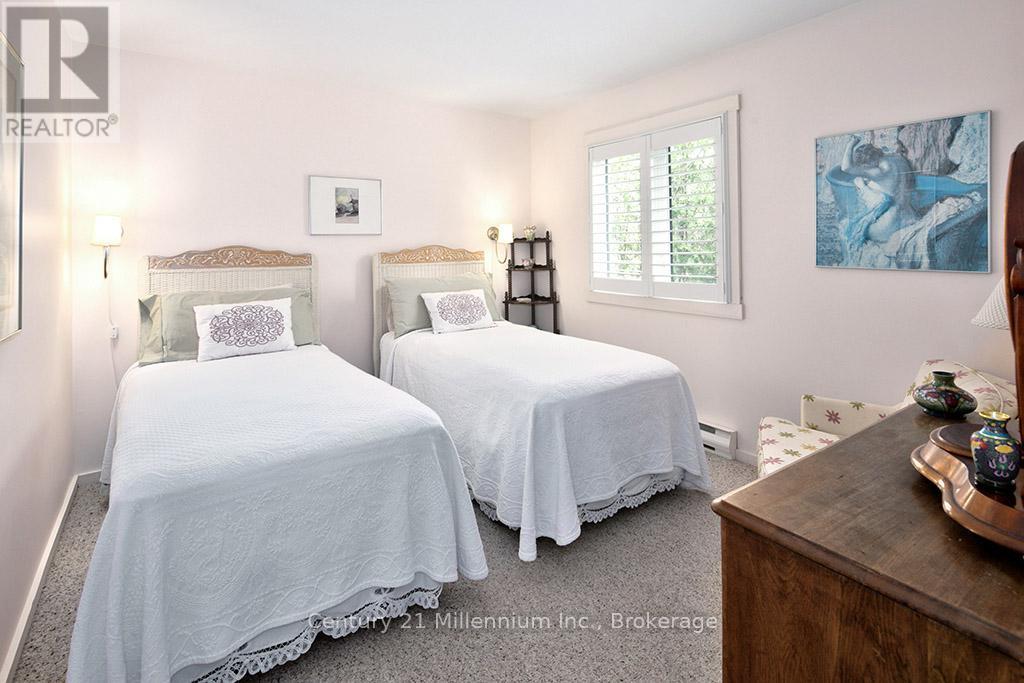 500 OXBOW CRESCENT - 22