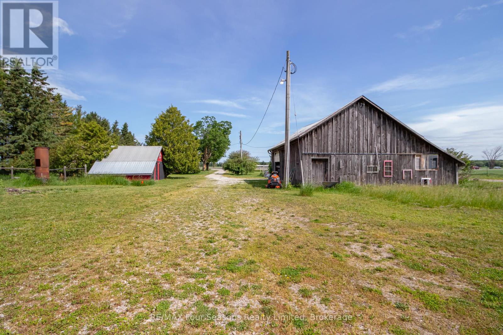 5803 26 HIGHWAY - 31