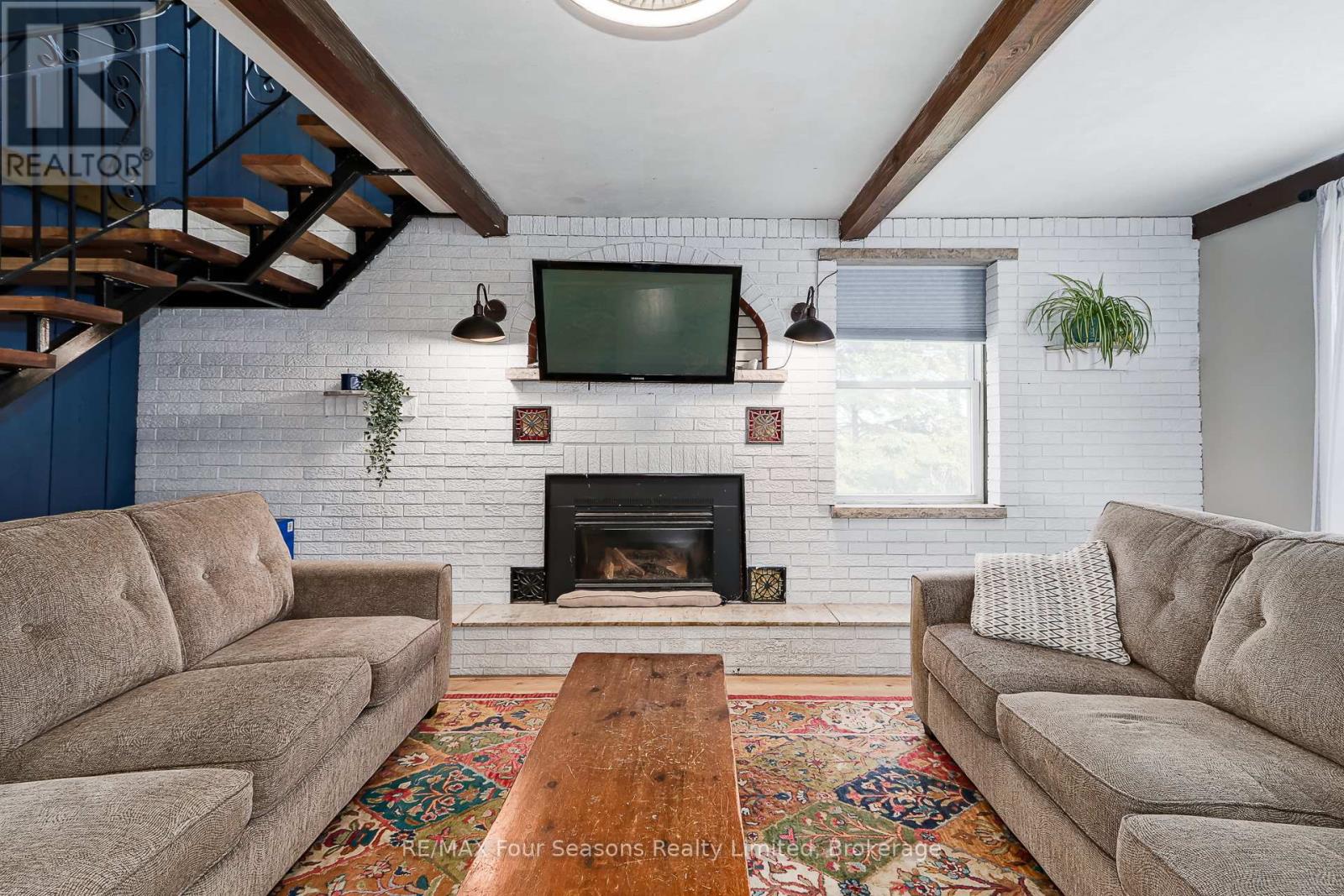 5803 26 HIGHWAY - 18