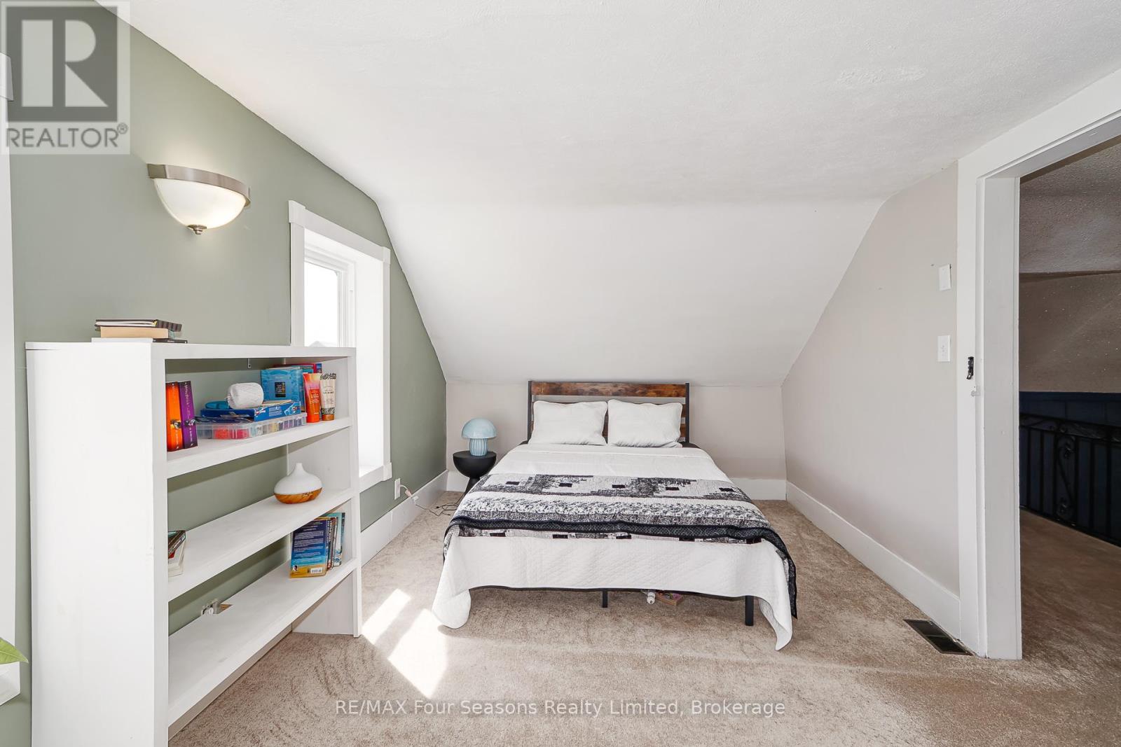 5803 26 HIGHWAY - 27