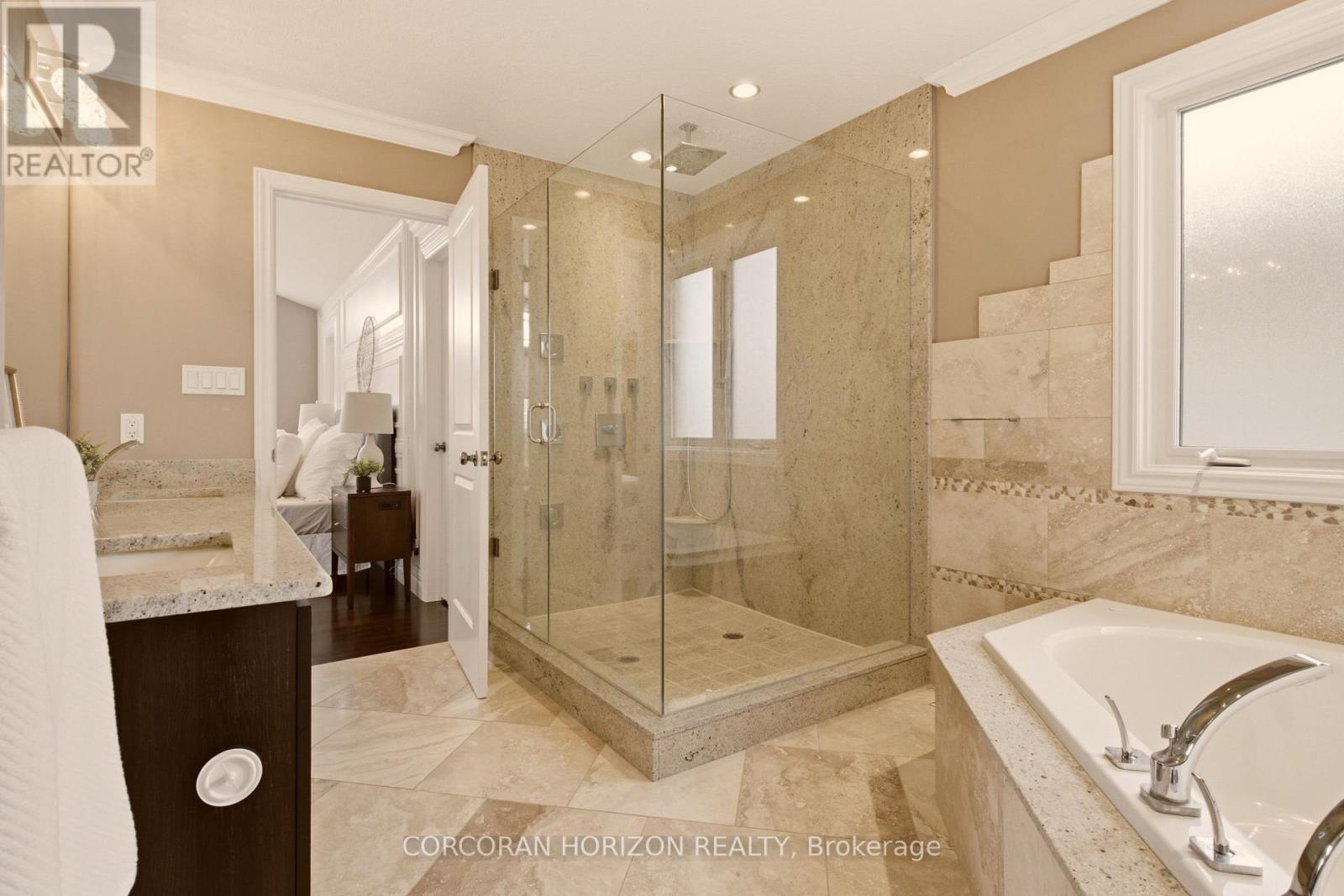 15 MCWILLIAMS COURT - 24