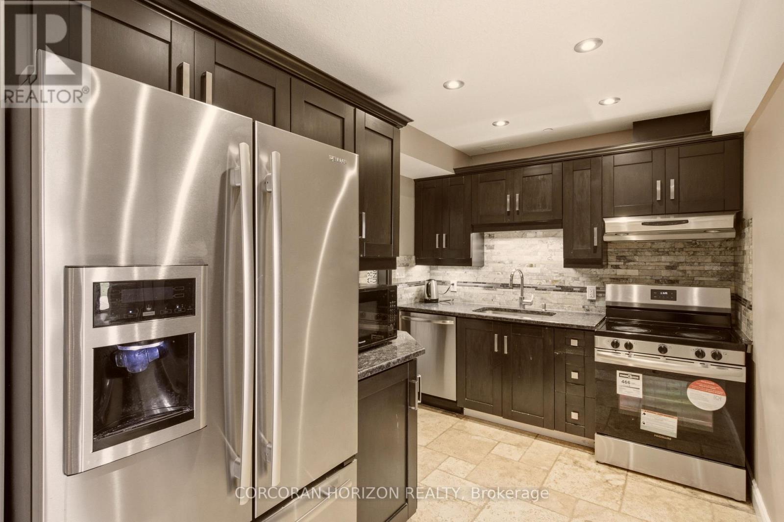 15 MCWILLIAMS COURT - 35