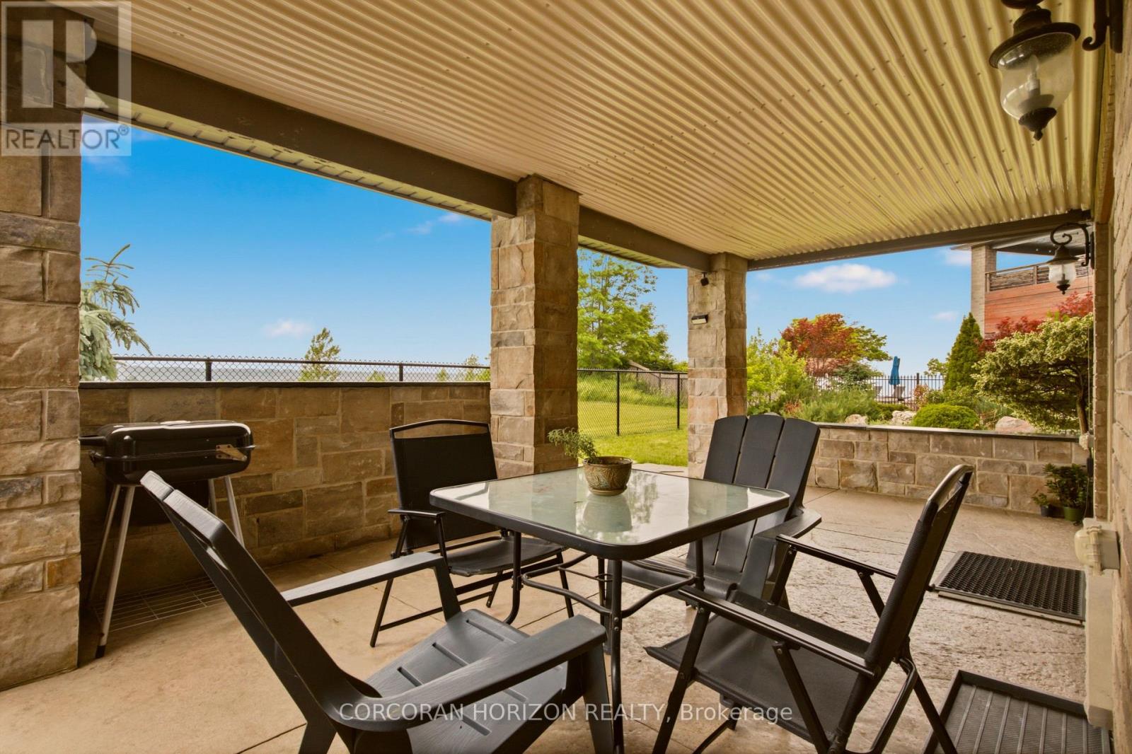 15 MCWILLIAMS COURT - 40