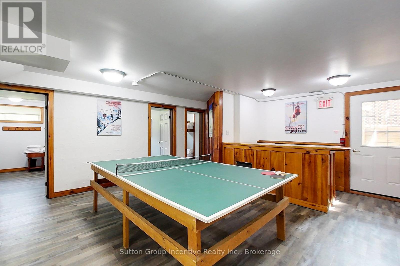 151 TYROLEAN LANE - 21