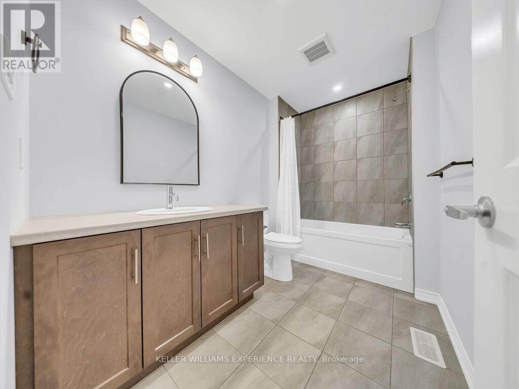 136 ROSIE STREET - 21