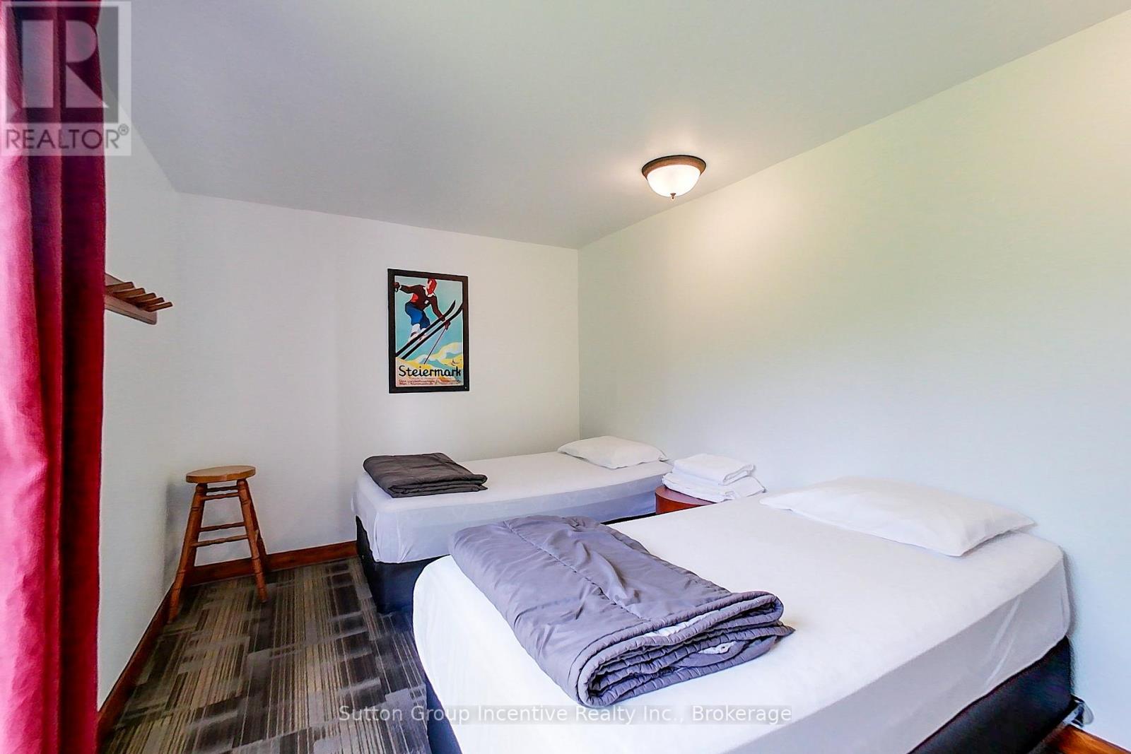 151 TYROLEAN LANE - 16