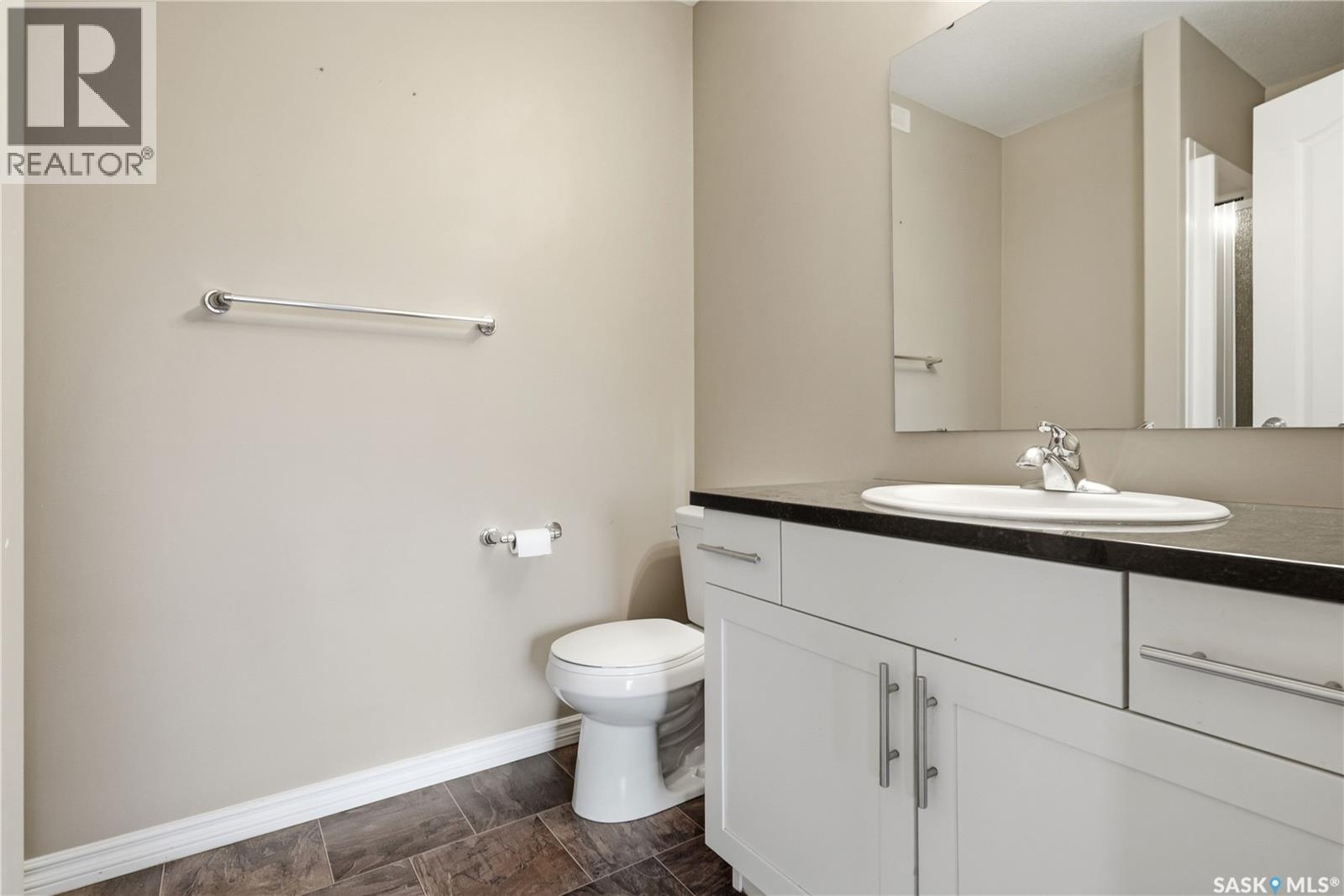 #4562 Harbour Landing DRIVE - 20