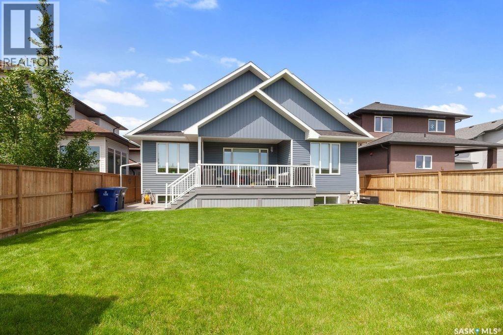330 Burgess CRESCENT — photo 32
