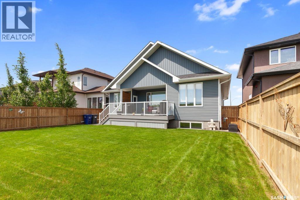 330 Burgess CRESCENT — photo 33