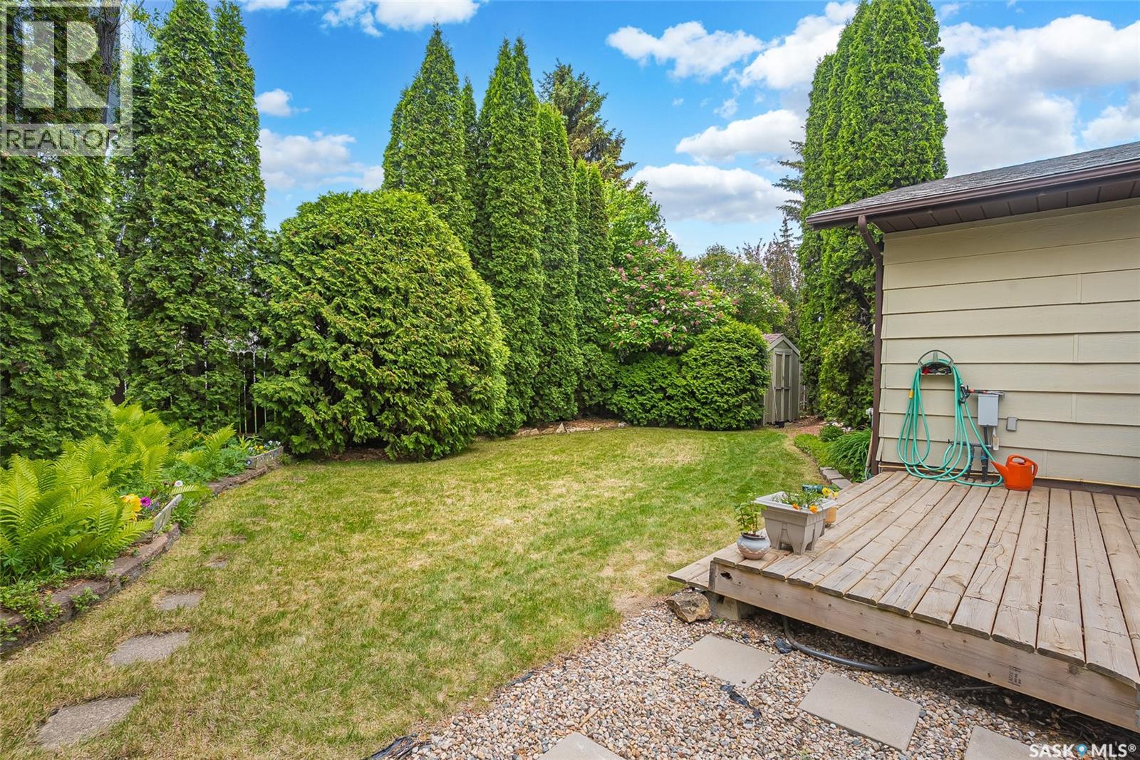 330 WHITESHORE WAY — photo 43