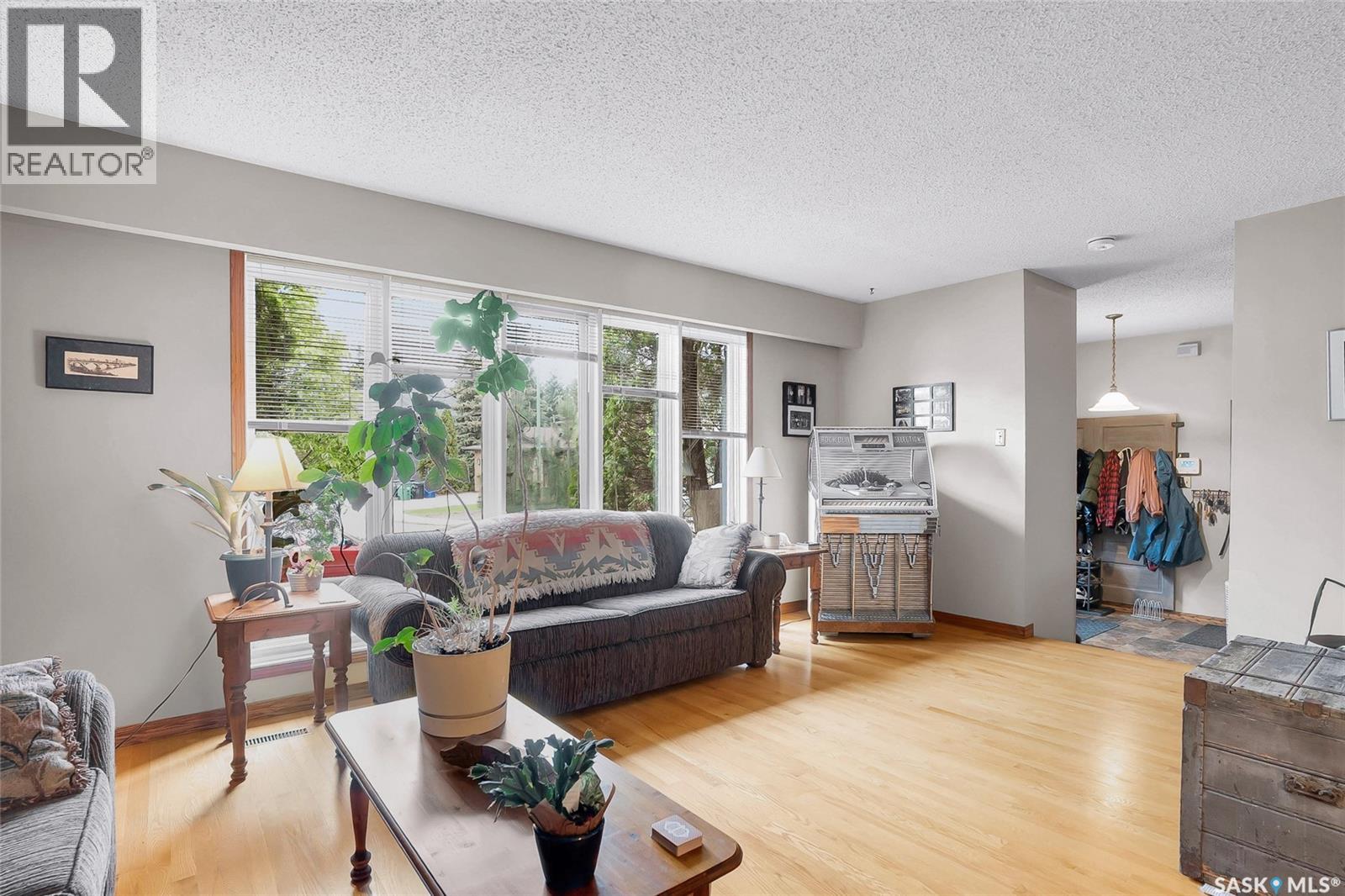 330 WHITESHORE WAY — photo 7