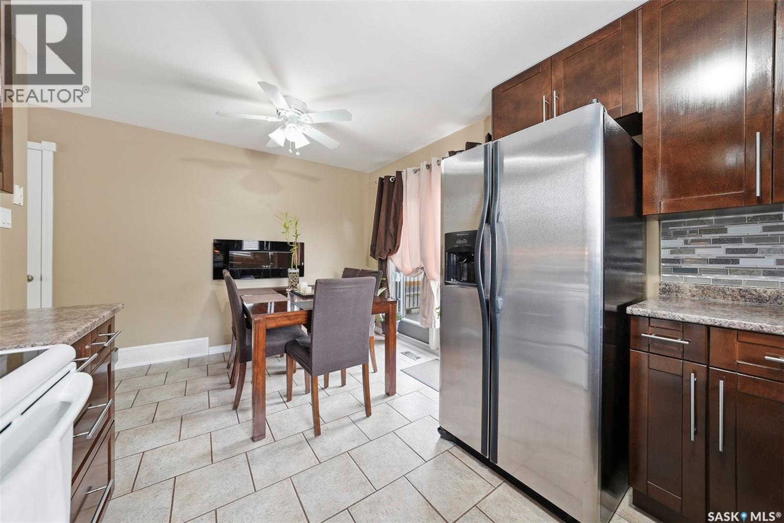 235 Benesh CRESCENT — photo 12