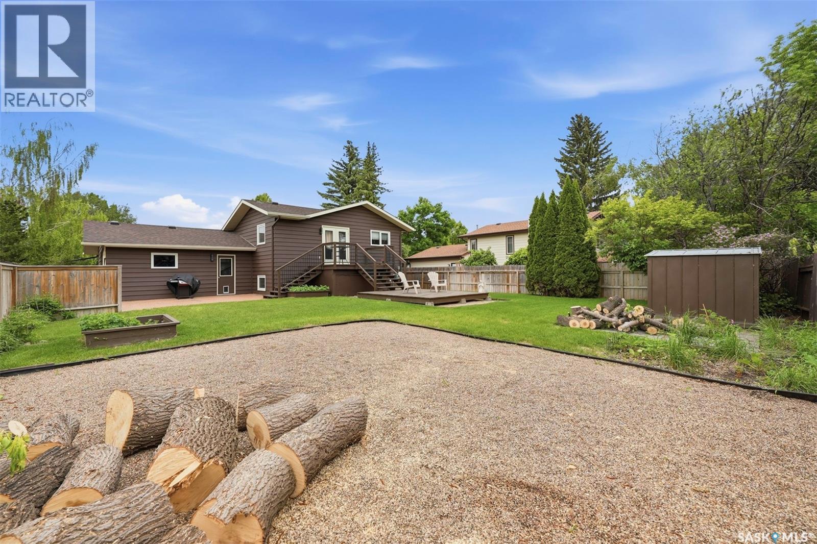 235 Benesh CRESCENT — photo 32