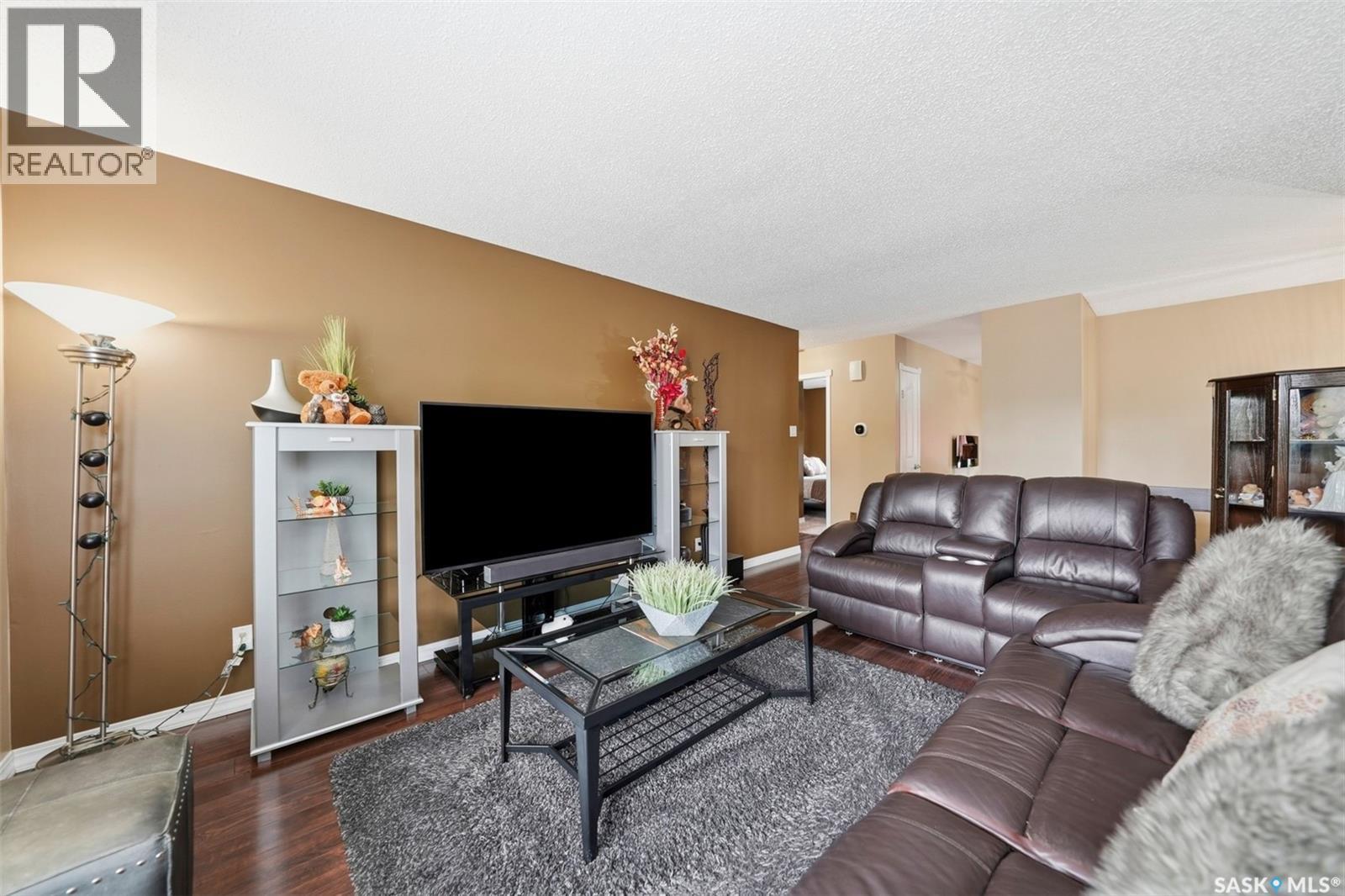 235 Benesh CRESCENT — photo 6