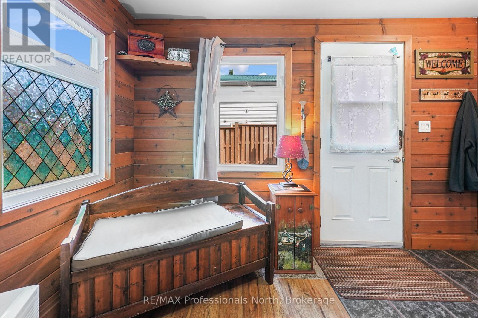 203 BURLEIGH STREET - 22
